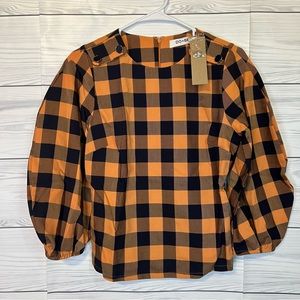 Size Sm. DO+BE top  (nwt)